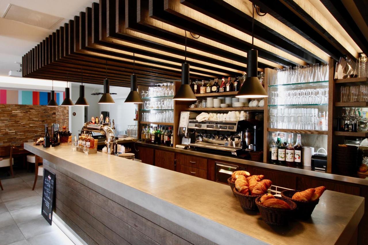 Hotel Restaurant Le Terre Neuvas Paimpol Exterior photo