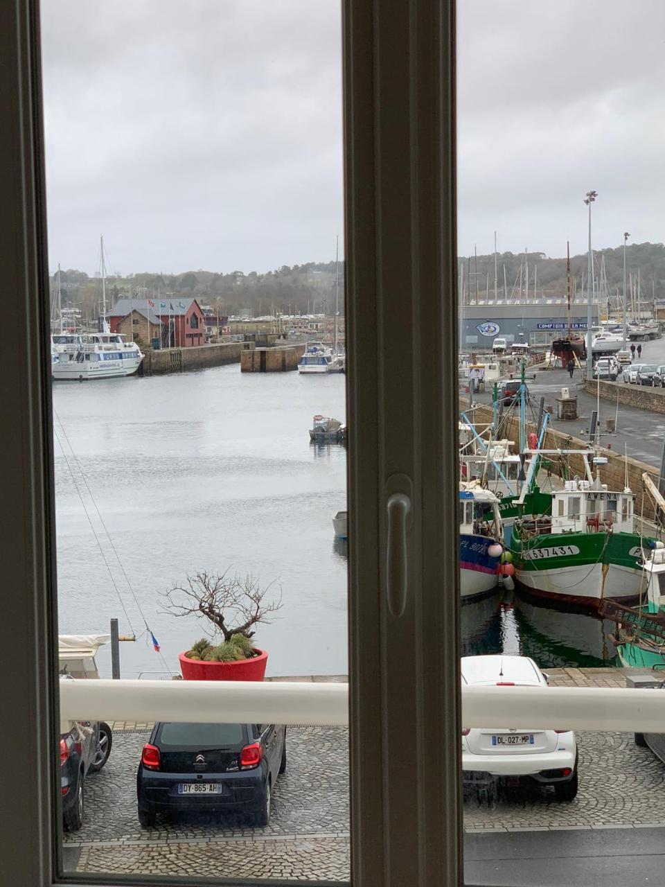 Hotel Restaurant Le Terre Neuvas Paimpol Exterior photo